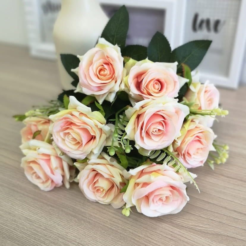 Искусственные цветы в Кирове | Цветы искусственные «Розы острые», розовато-молочные, букет